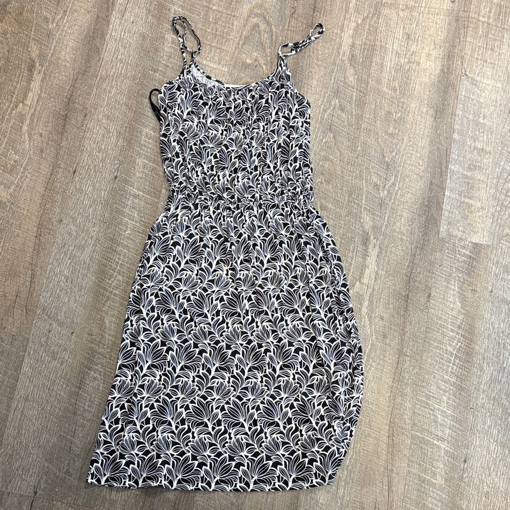 LOFT Black and White Leaf Print Midi Dress